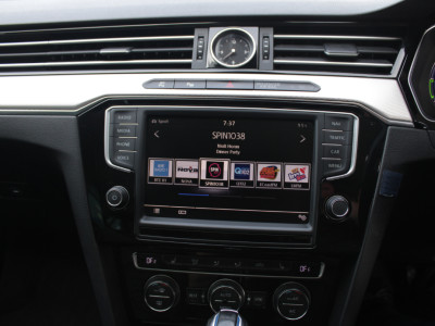 2016 Volkswagen Passat