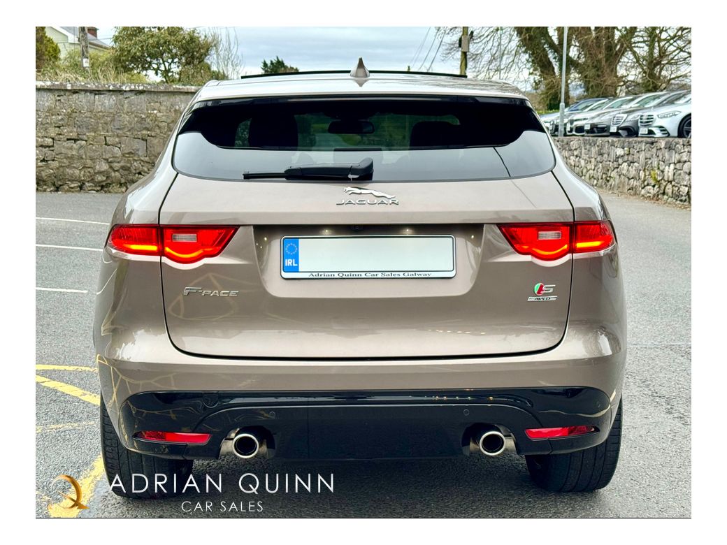 2016 Jaguar F-Pace