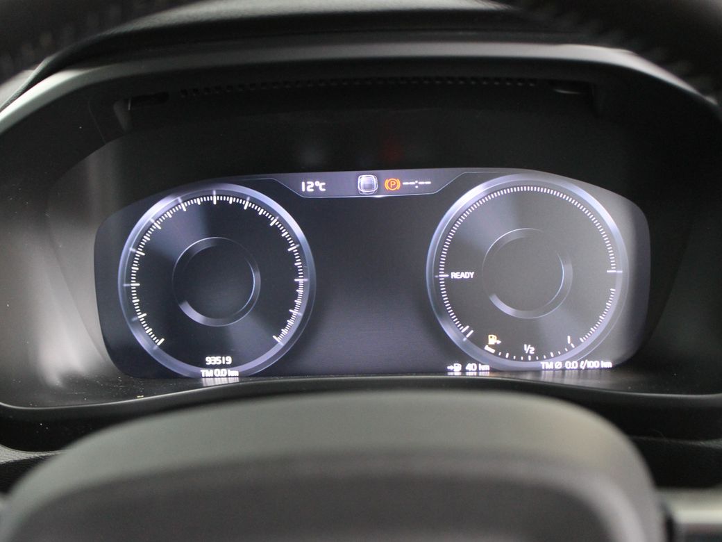 2020 Volvo XC40