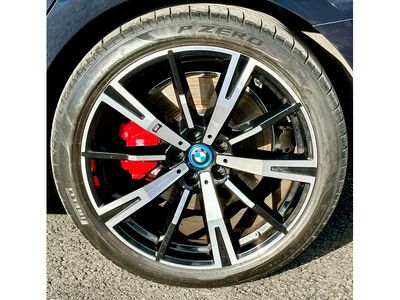2025 BMW i5