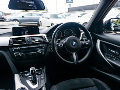 2015 BMW 320
