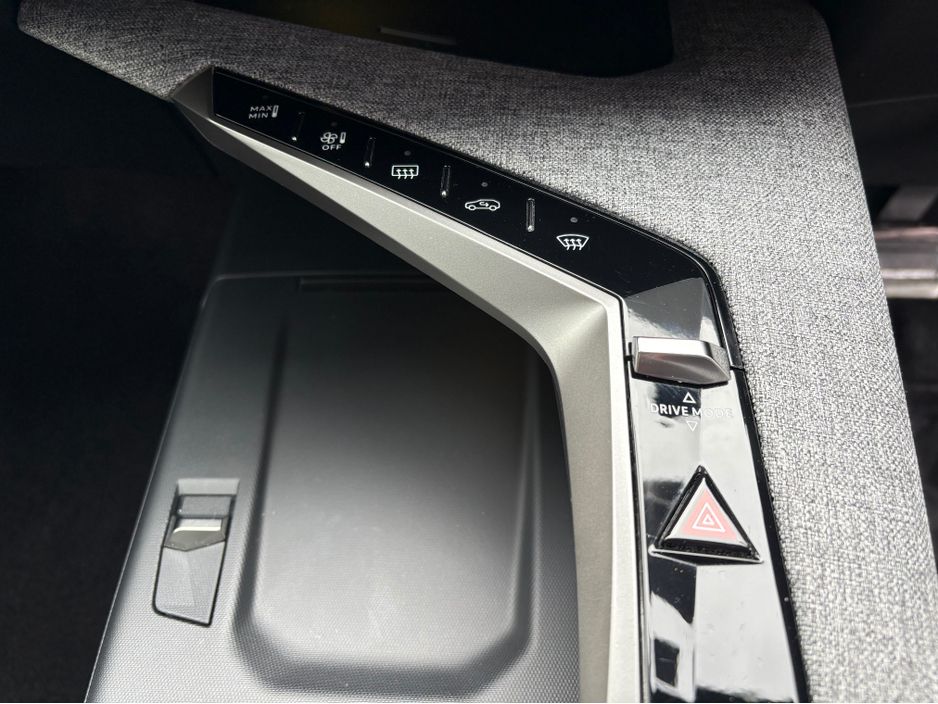 2024 Peugeot 3008