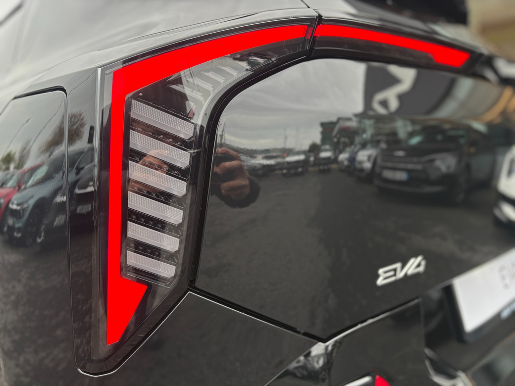 2027 Kia EV4
