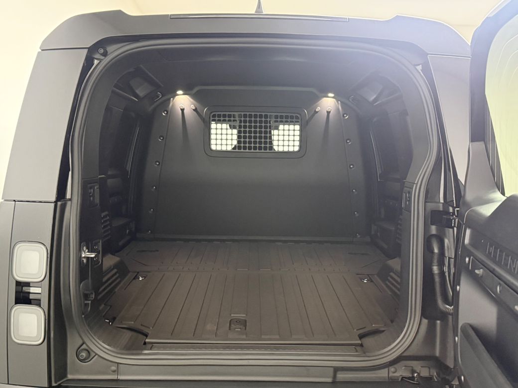 2026 Land Rover Defender