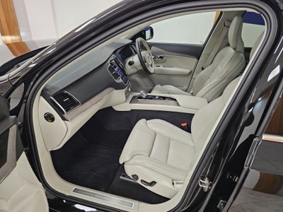 2022 Volvo XC90