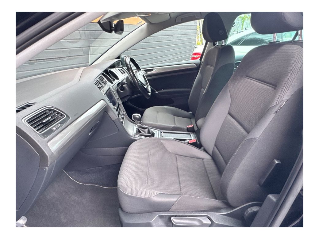 2017 Volkswagen Golf