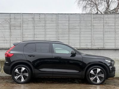 2022 Volvo XC40