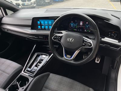 2023 Volkswagen Golf