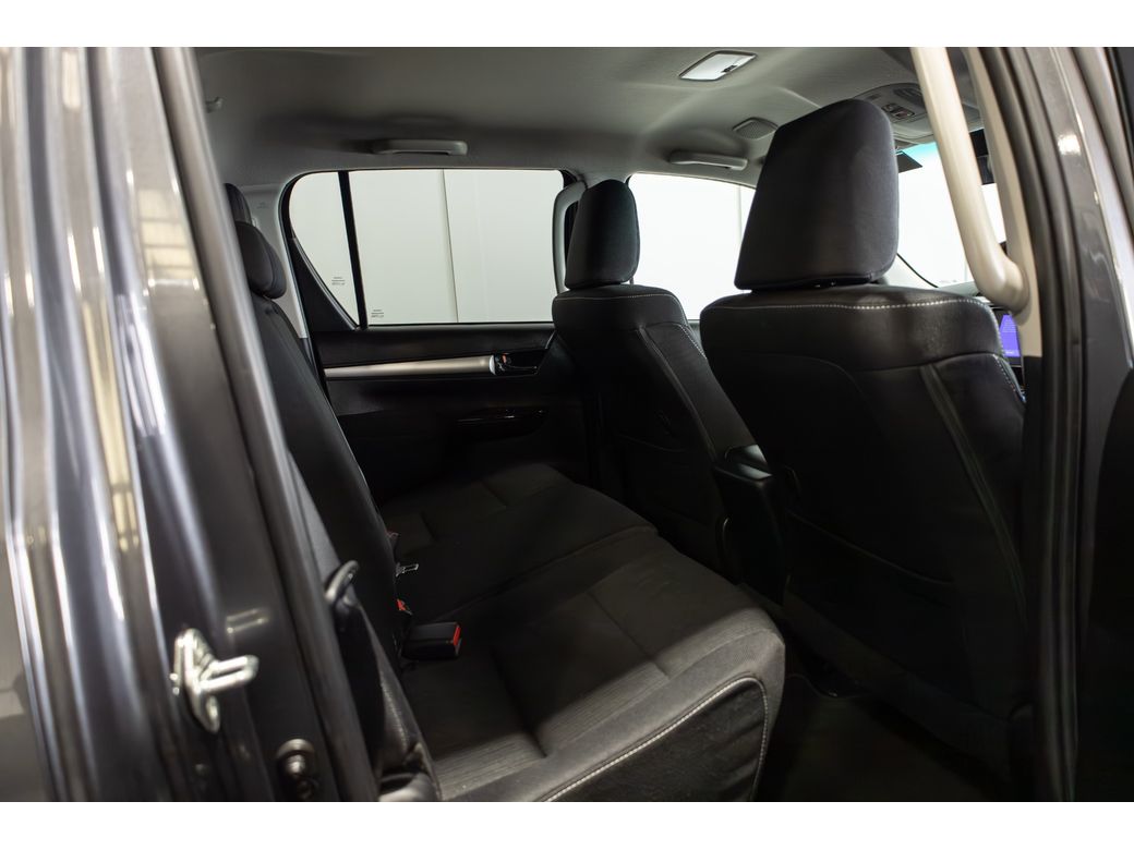 2025 Toyota Hilux