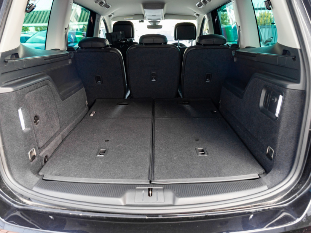 2021 Volkswagen Sharan