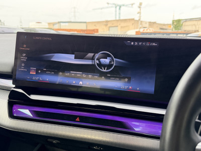 2024 BMW i5