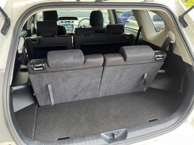 2020 Toyota Prius Alpha