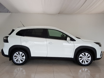 2025 Suzuki SX4