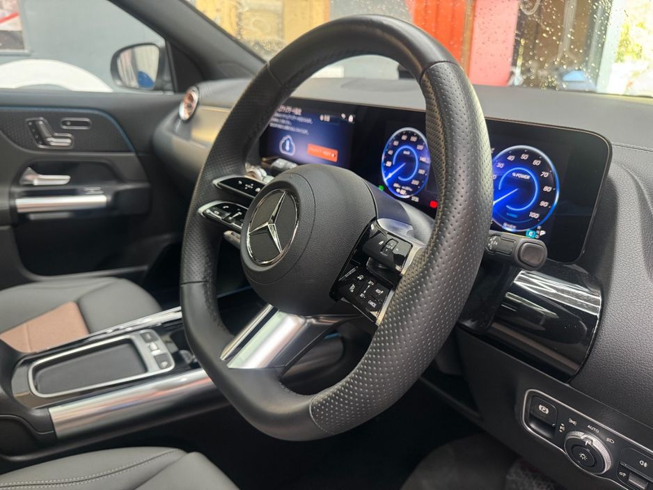 2025 Mercedes-Benz EQA