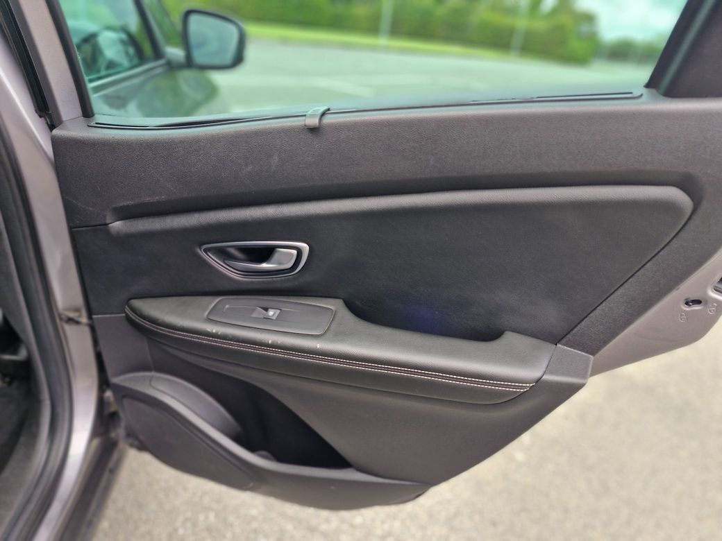 2017 Renault Scenic