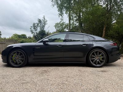 2019 Porsche Panamera