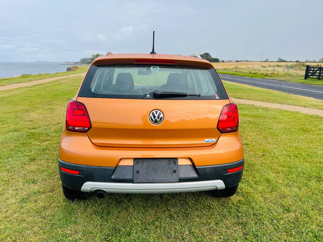 2015 Volkswagen Polo