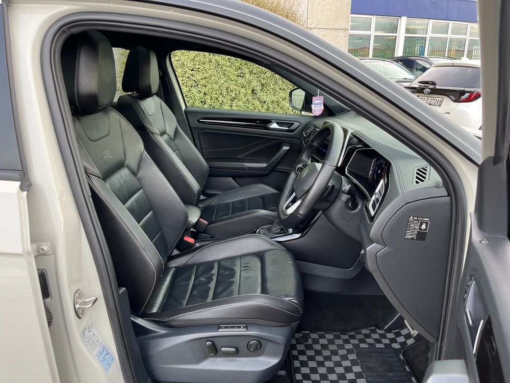 2023 Volkswagen T-Roc