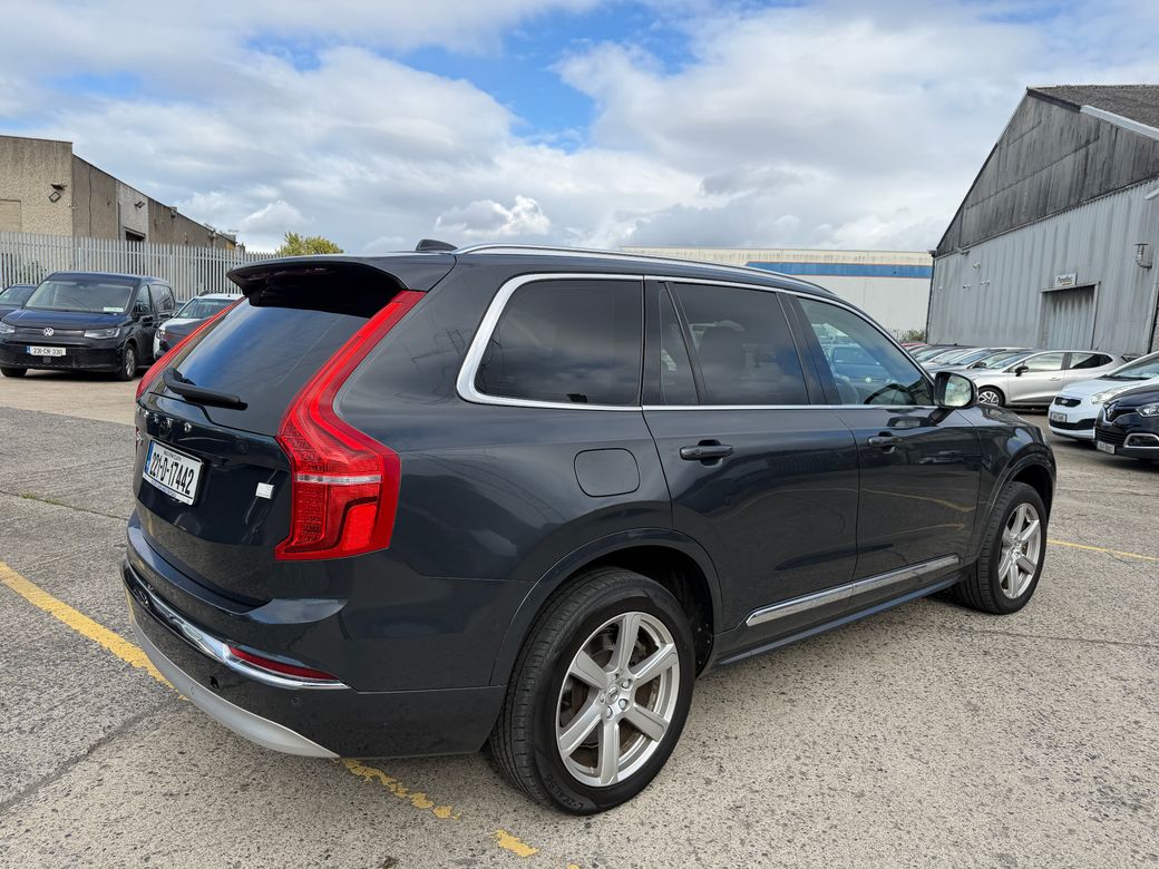 2022 Volvo XC90