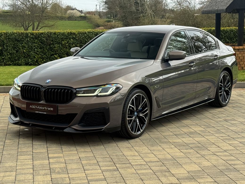 2022 BMW 5 Series