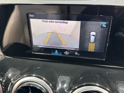 2021 Mercedes-Benz GLB Class
