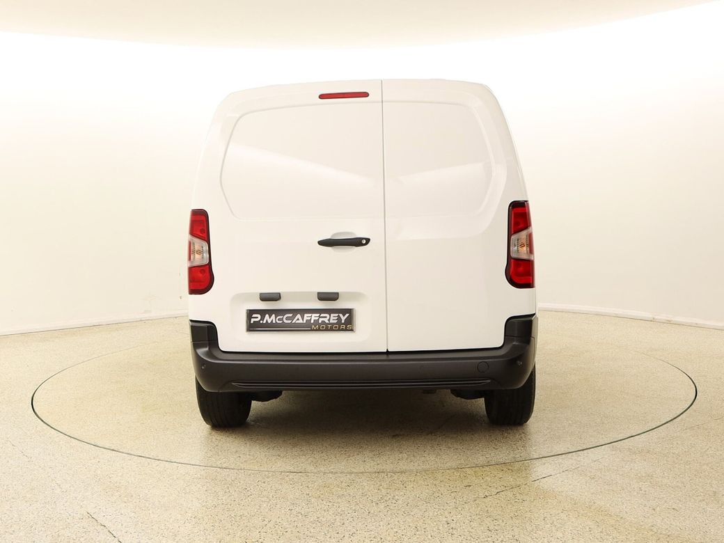 2022 Peugeot Partner