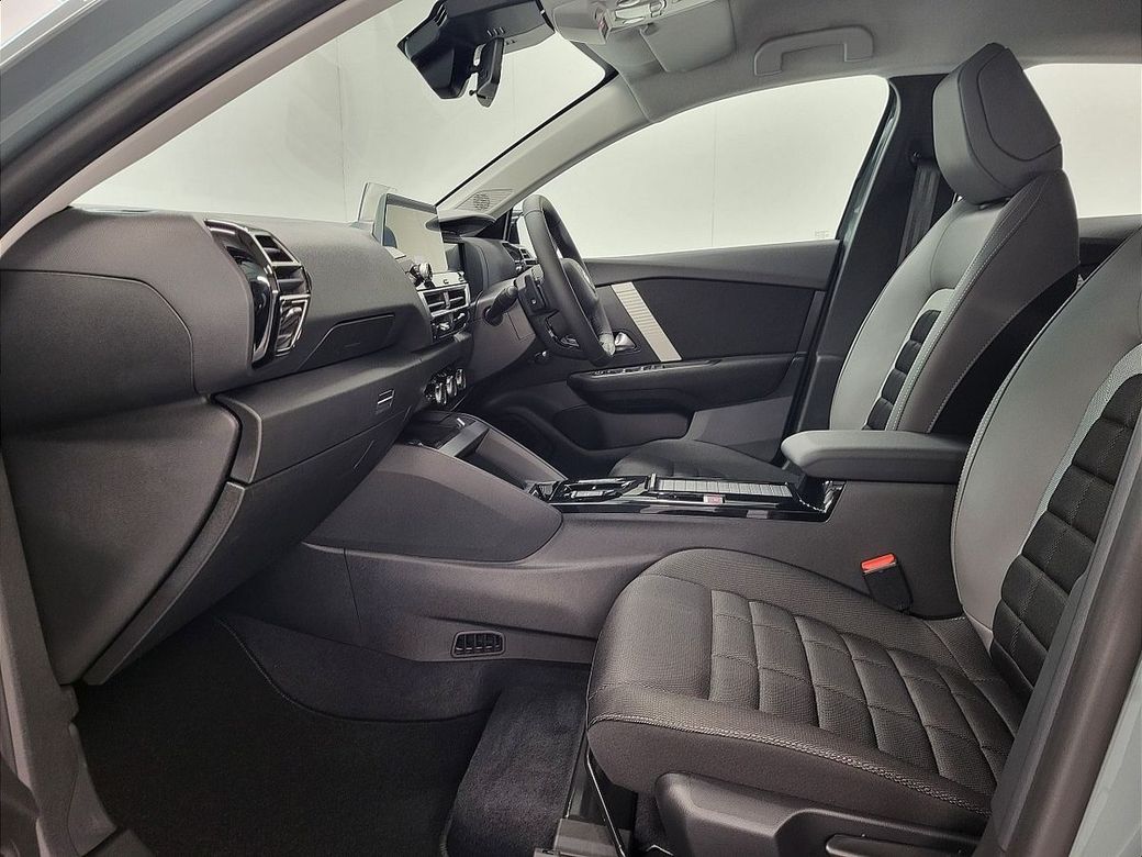 2025 Citroen C4