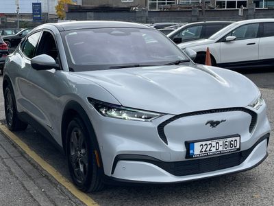 2022 Ford Mustang Mach-e