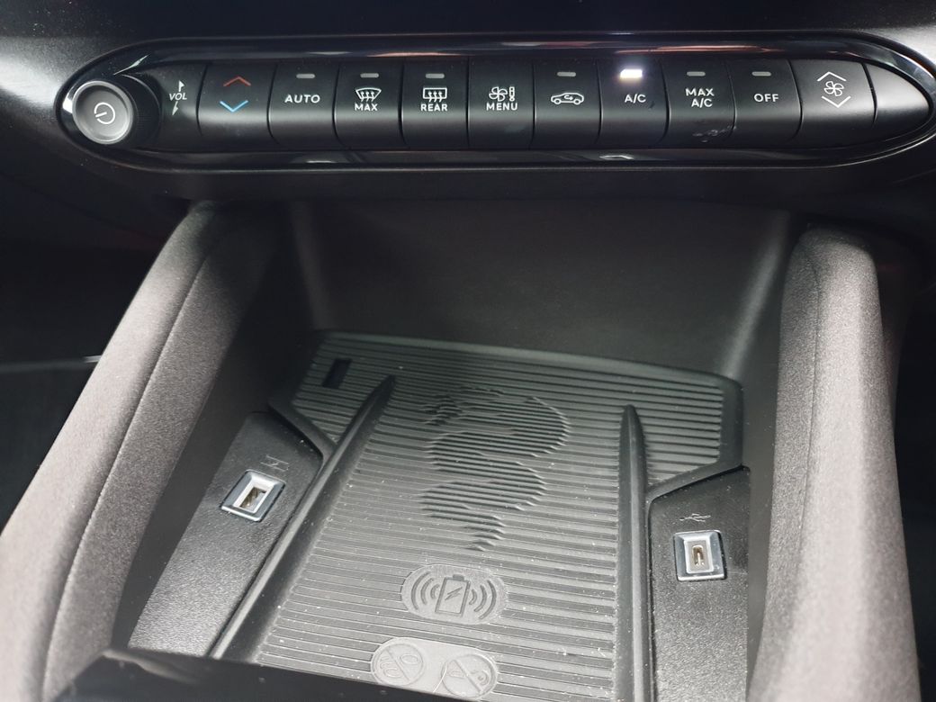 2025 Alfa Romeo Junior