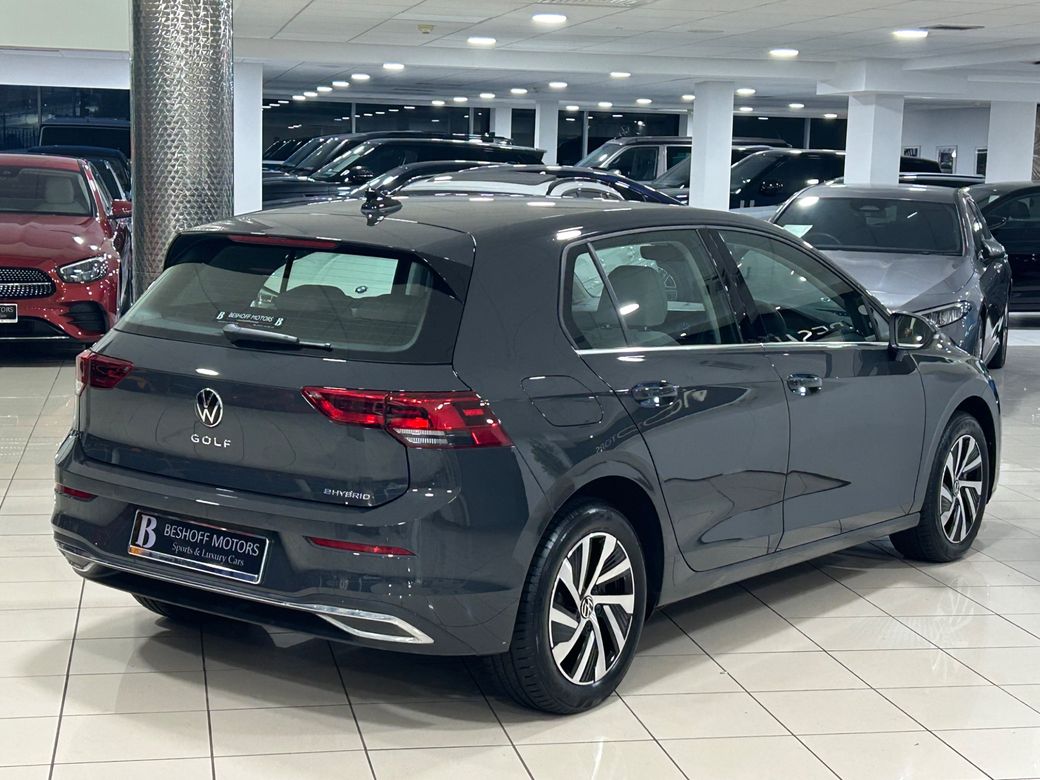 2024 Volkswagen Golf