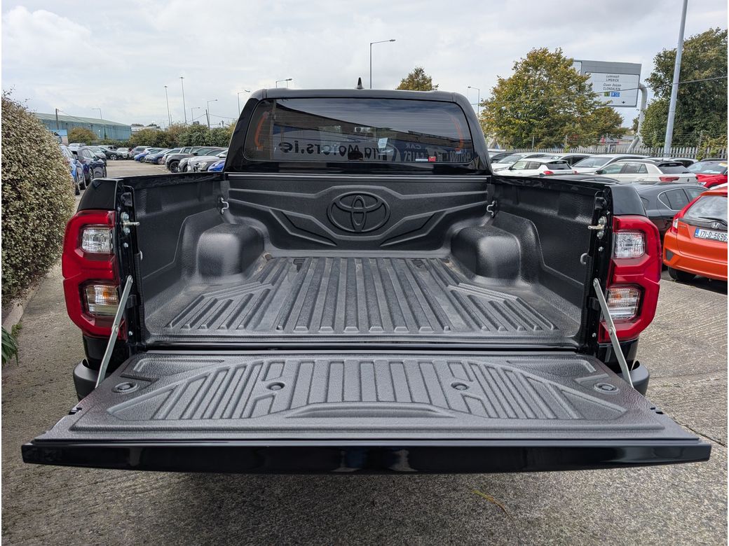 2024 Toyota Hilux