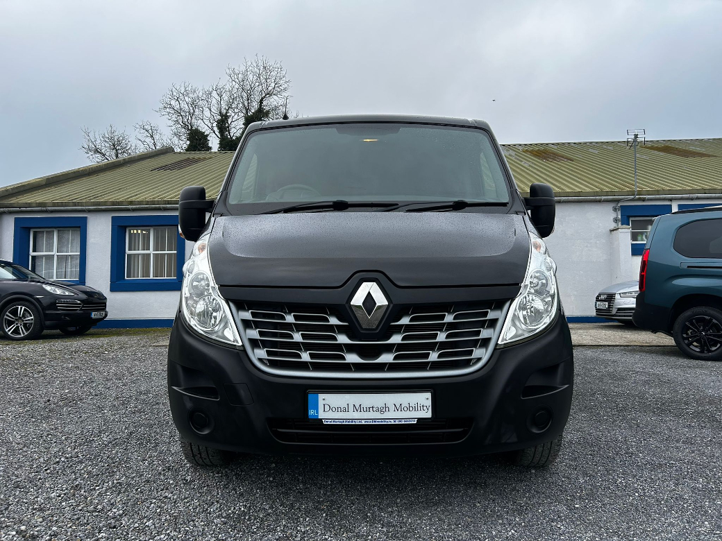 2022 Renault Master