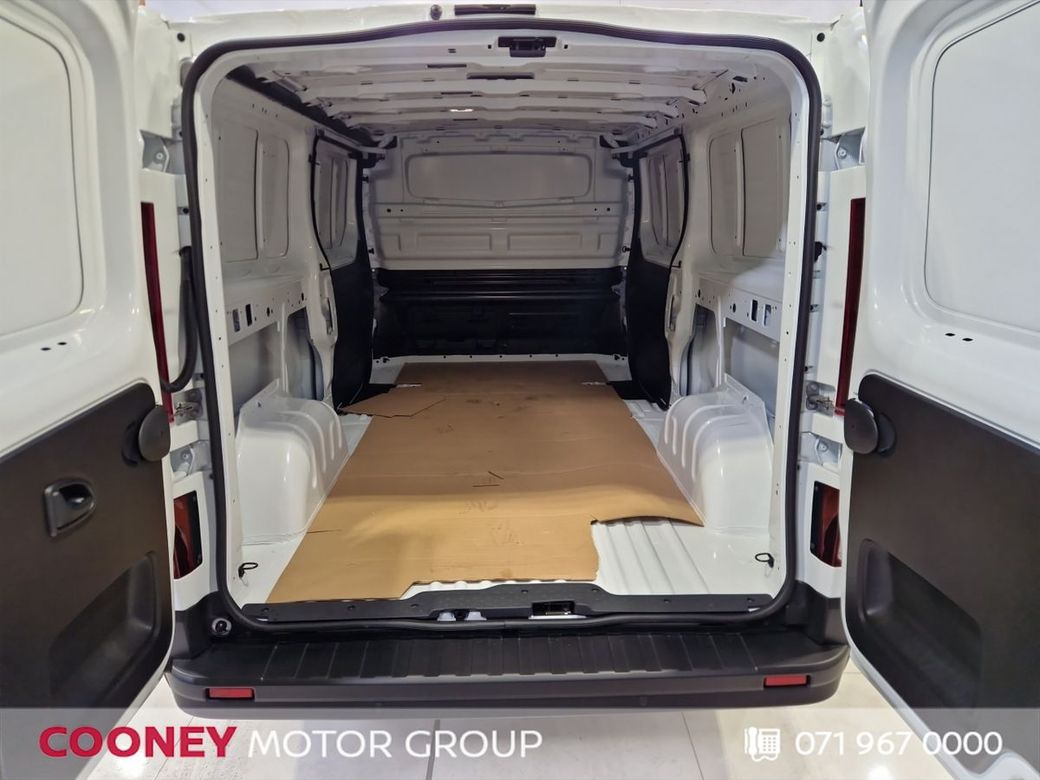 2026 Nissan Primastar