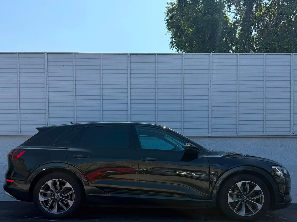 2022 Audi e-tron