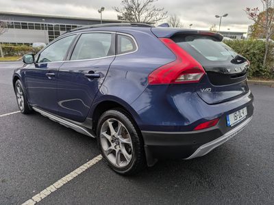 2015 Volvo V40