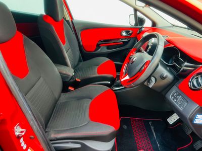 2014 Renault Clio