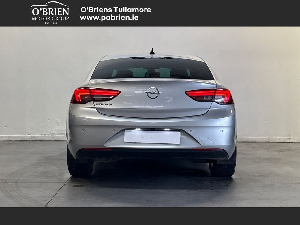 2022 Opel Insignia