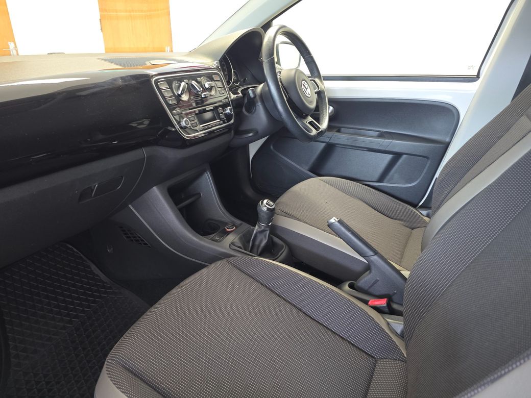 2015 Volkswagen up!