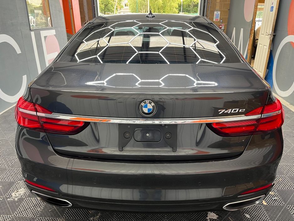 2016 BMW 7 Series