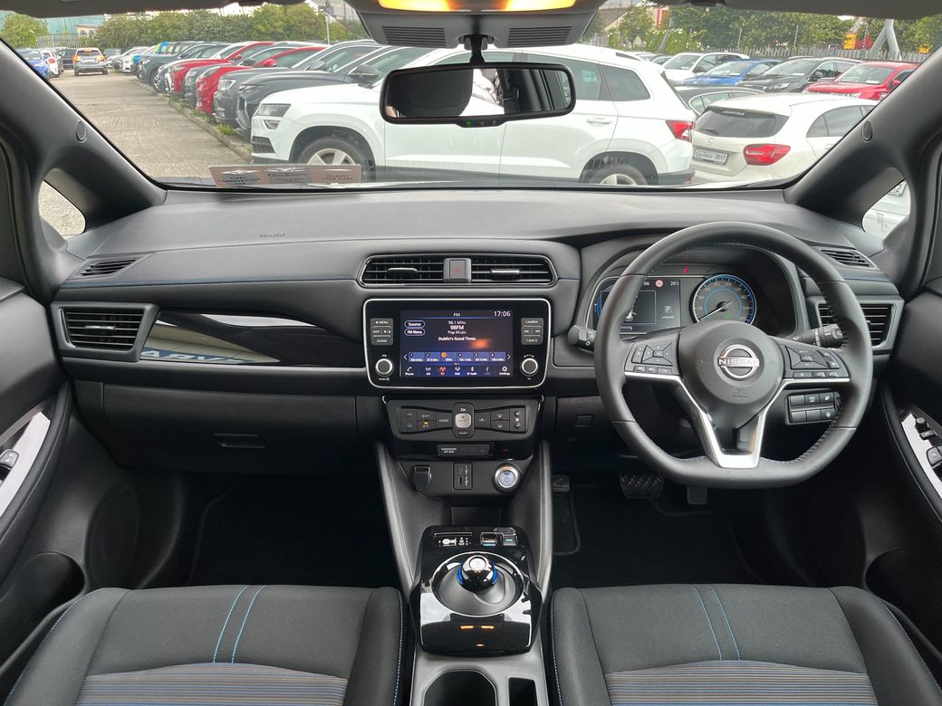 2025 Nissan Leaf