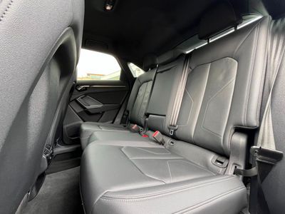 2022 Audi Q3