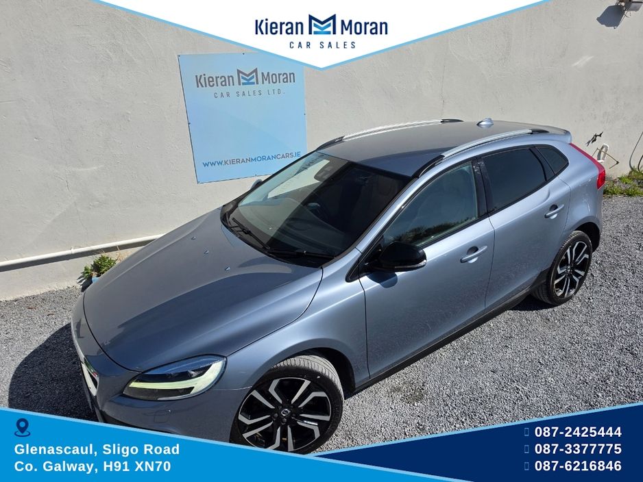 2019 Volvo V40