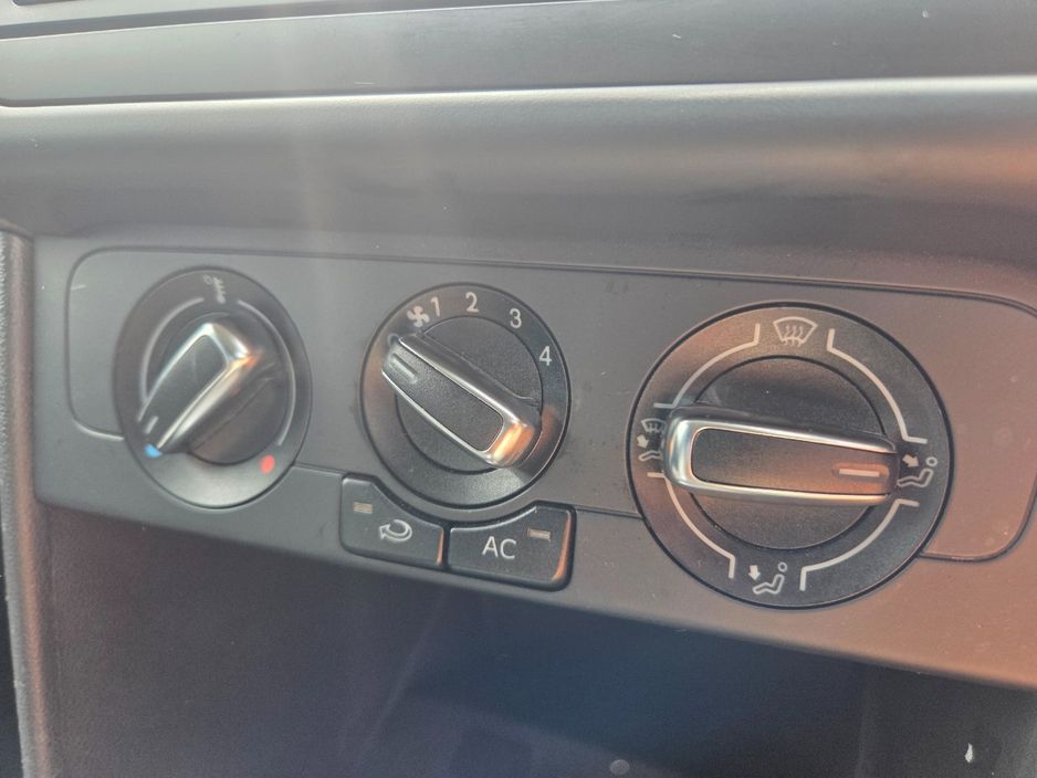 2013 Volkswagen Polo