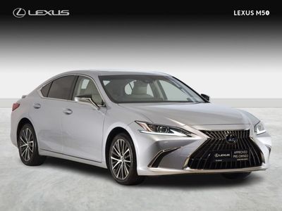 2023 Lexus ES 300h