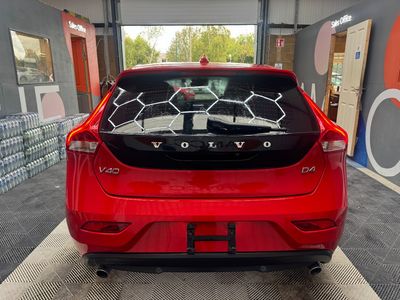 2018 Volvo V40