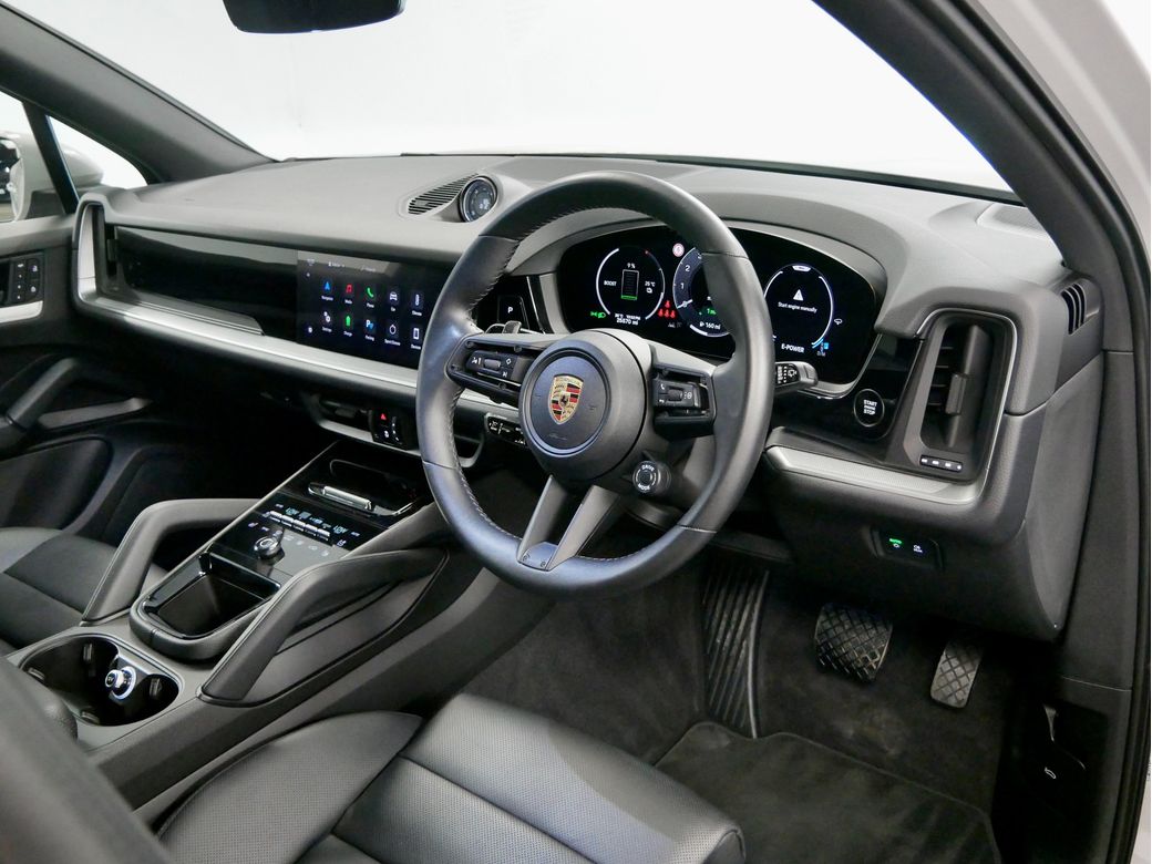 2024 Porsche Cayenne