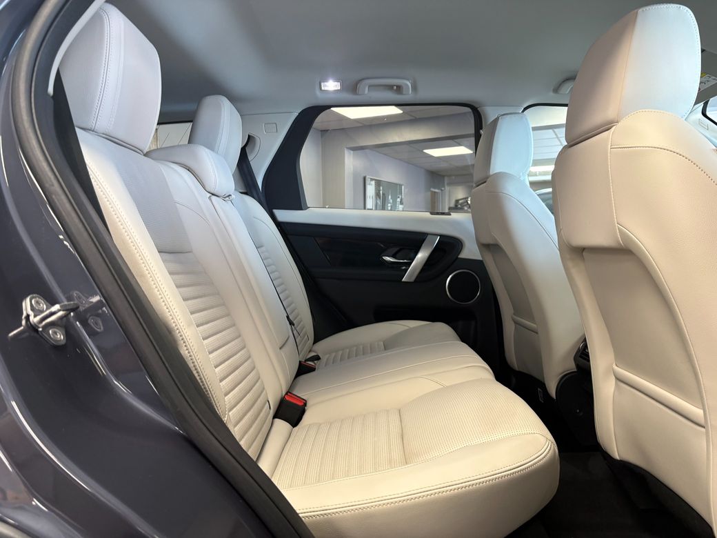 2024 Land Rover Discovery Sport