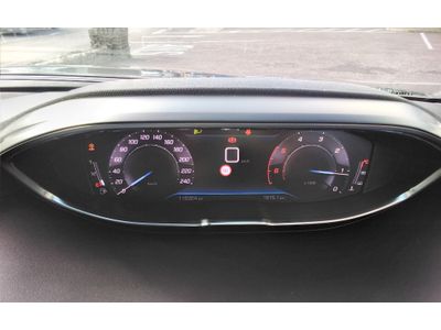 2022 Peugeot 5008
