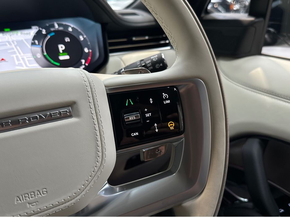 2025 Land Rover Range Rover