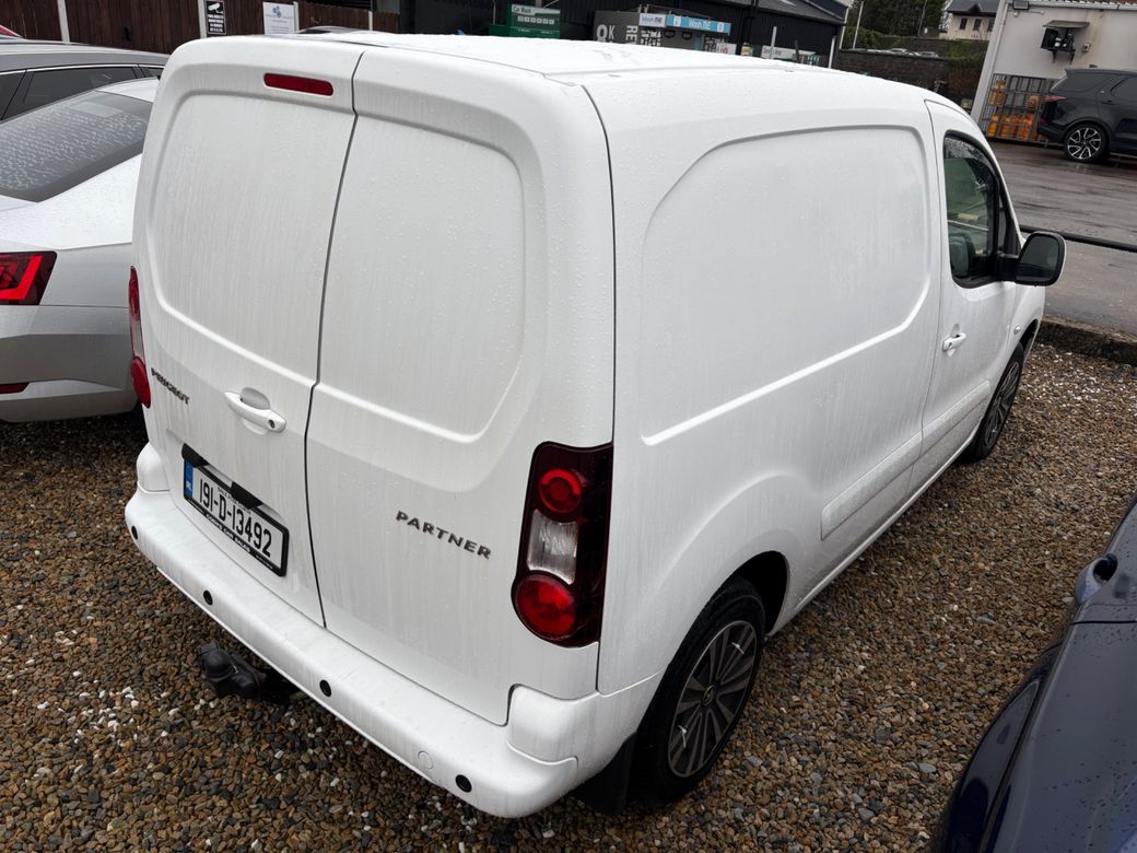 2019 Peugeot Partner